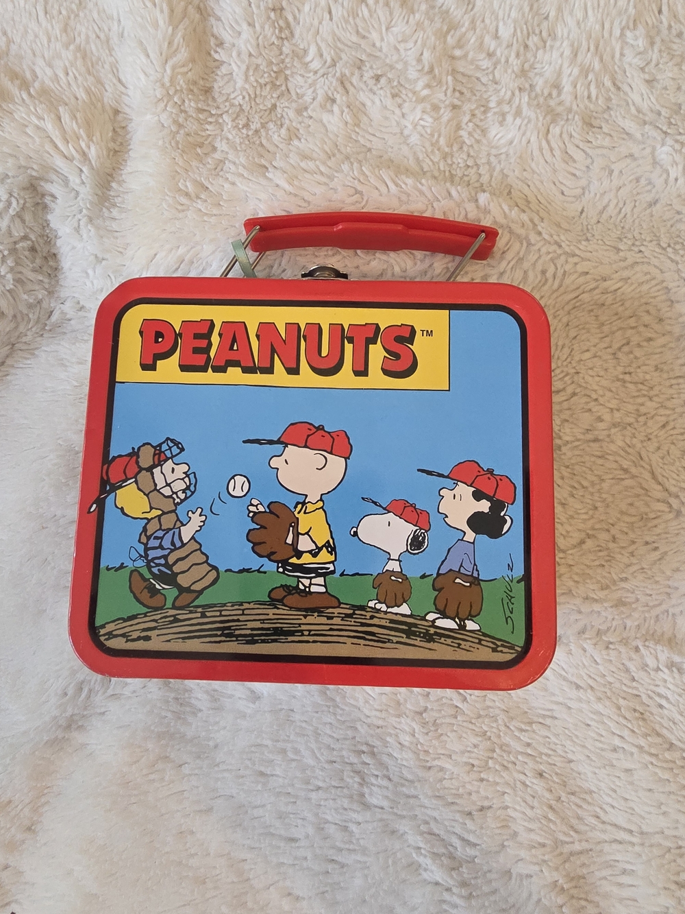 Vintage Peanuts Mini Tin Lunch Box,  Charlie Brown, Snoopy, Lucy And Schroeder